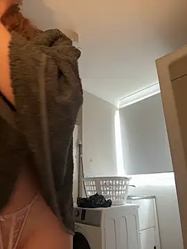 daisycollins online show from 22, 5, 2026