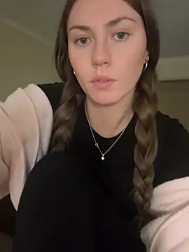 daisycollins online show from 8, 6, 2026