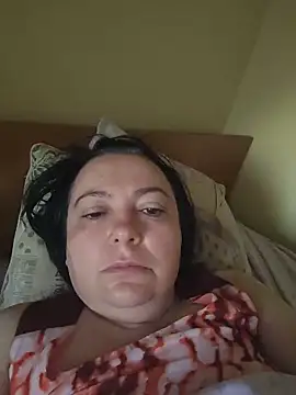EmmaEmmy40 online show from 14, 6, 2026