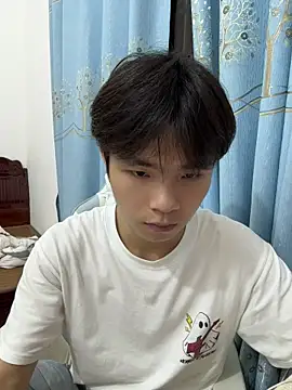 Snapshot of lu111222 chatting on 29, 7, 2026 lu111222 online show from 29, 7, 2026