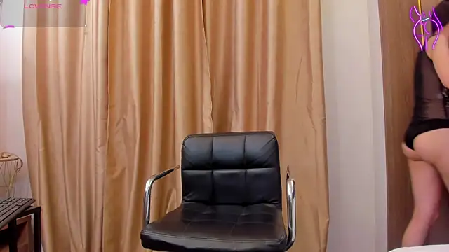 Snapshot of tenny_shy chatting on 11, 7, 2026 tenny shy online show from 11, 7, 2026