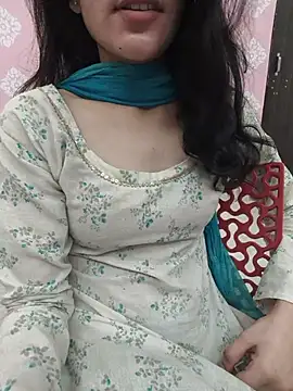 Snapshot of zoya_baby_ chatting on 5, 7, 2026 zoya baby online show from 5, 7, 2026