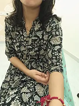Snapshot of zoya_baby_ chatting on 23, 7, 2026 zoya baby online show from 23, 7, 2026