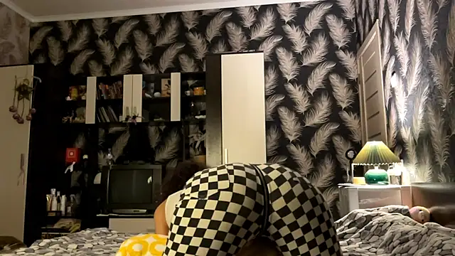 Snapshot of CurlyWinx chatting on 14, 5, 2026 CurlyWinx online show from 14, 5, 2026