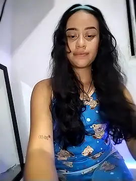L0lita Emi12 online show from 12, 5, 2026