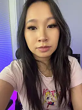 petiteTai online show from 24, 5, 2026