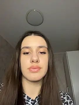 Selena Mur  online show from 3, 6, 2026