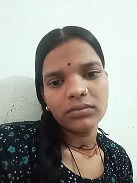 Snapshot of Student_garl_1 chatting on 2, 7, 2026 Student garl 1 online show from 2, 7, 2026