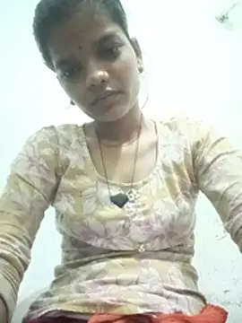 Snapshot of Student_garl_1 chatting on 20, 7, 2026 Student garl 1 online show from 20, 7, 2026