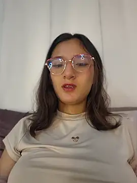 Snapshot of Channel-Luv chatting on 10, 5, 2026 Channel-Luv online show from 10, 5, 2026