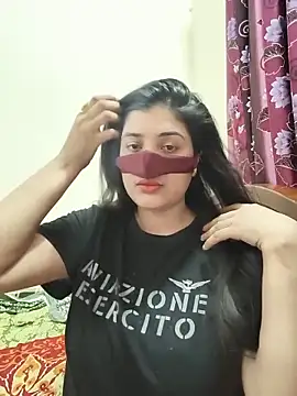 Snapshot of Joya-02 chatting on 18, 5, 2026 Joya-02 online show from 18, 5, 2026