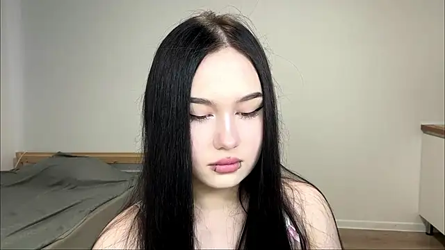 PlushPeep online show from 13, 6, 2026