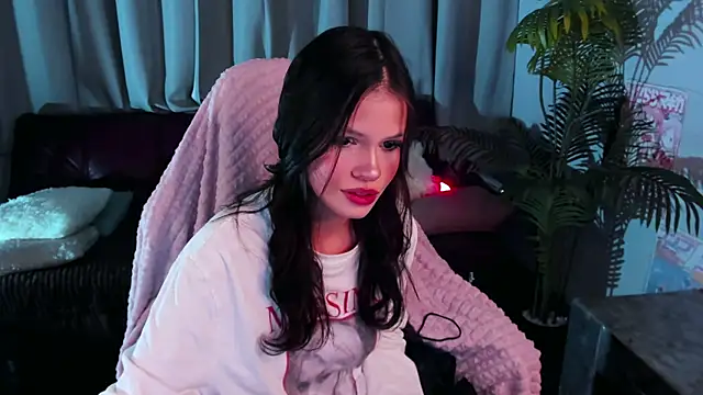 MaddyFever online show from 9, 6, 2026