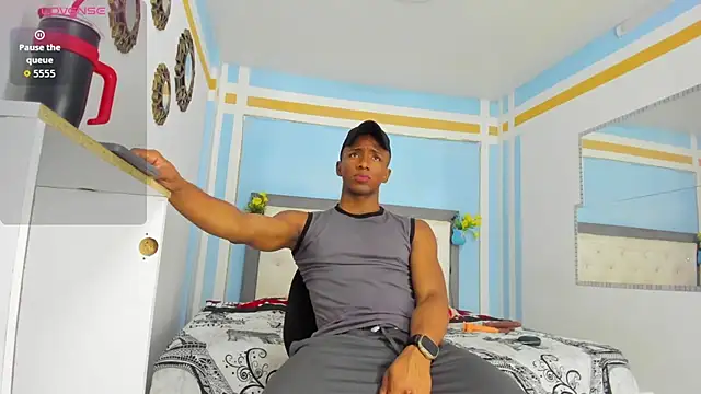 CloeHuffman online show from 22, 6, 2026