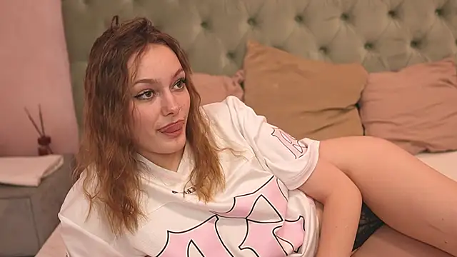 LeilaBie online show from 21, 7, 2026