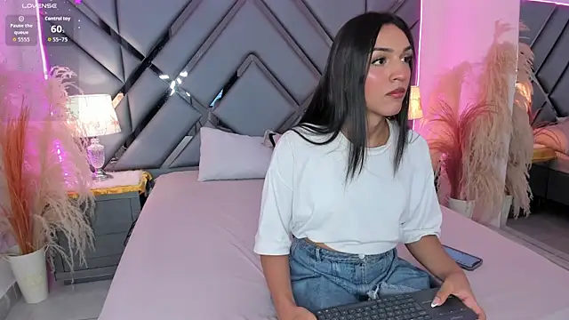 MadisonHerrera online show from 13, 5, 2026
