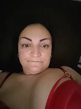 Snapshot of LunaMoonlira chatting on 27, 5, 2026 LunaMoonlira online show from 27, 5, 2026