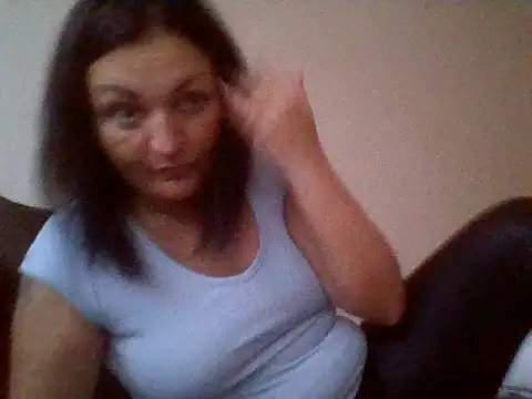 Snapshot of LunaMoonlira chatting on 3, 6, 2026 LunaMoonlira online show from 3, 6, 2026