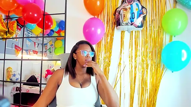 Snapshot of Miss_Khaleesi chatting on 16, 6, 2026 Miss Khaleesi online show from 16, 6, 2026