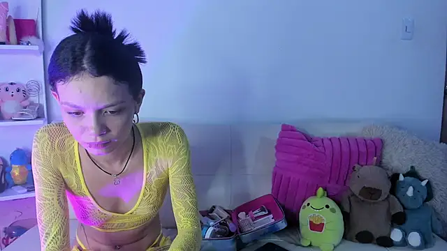 Snapshot of ela_velvet chatting on 24, 6, 2026 ela velvet online show from 24, 6, 2026