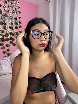 Snapshot of melody_flowers18 chatting on 14, 6, 2026 melody flowers18 online show from 14, 6, 2026