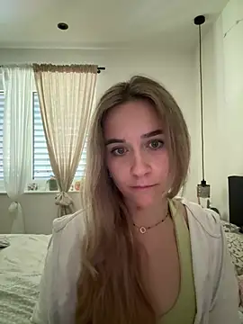 LillyStarr online show from 27, 6, 2026