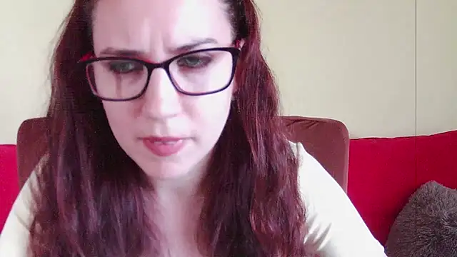 EmilyHotAngel online show from 4, 8, 2026