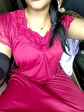 Snapshot of Tamil__Thara003 chatting on 4, 6, 2026 Tamil Thara003 online show from 4, 6, 2026