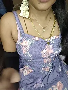 Snapshot of Tamil__Thara003 chatting on 14, 6, 2026 Tamil Thara003 online show from 14, 6, 2026