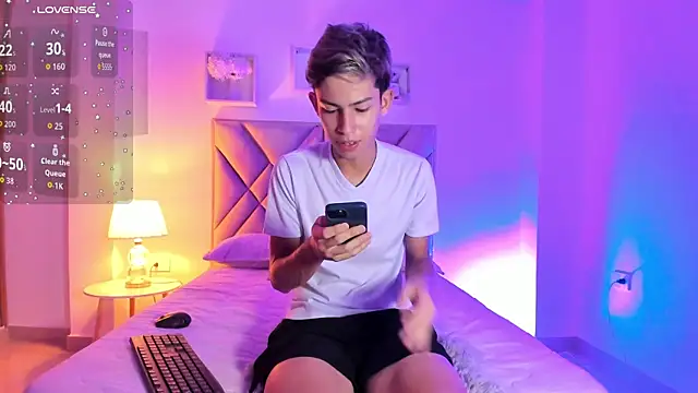 Baby noahtt online show from 26, 6, 2026