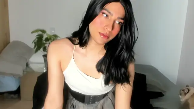 naomimoore828 online show from 16, 6, 2026