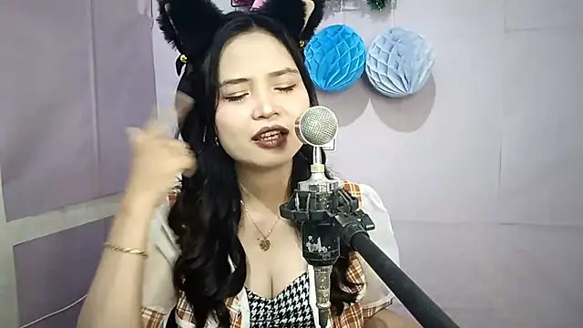 FerminaBoutwell online show from 23, 5, 2026