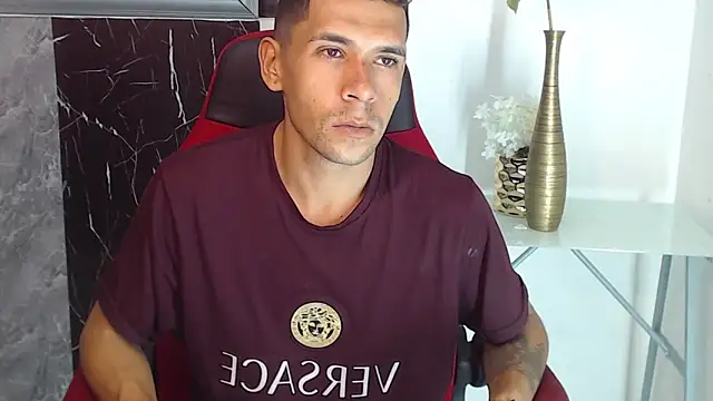 Miguel sexxx online show from 7, 6, 2026