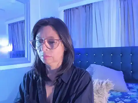 Snapshot of lena_gray chatting on 11, 6, 2026 lena gray online show from 11, 6, 2026