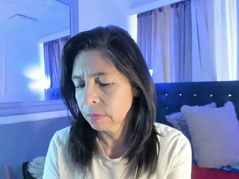 Snapshot of lena_gray chatting on 14, 6, 2026 lena gray online show from 14, 6, 2026