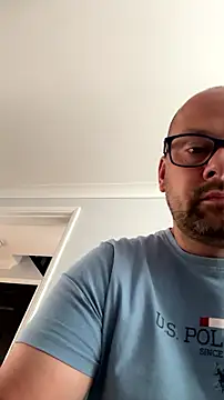 Snapshot of NakedAndrewHot chatting on 8, 7, 2026 NakedAndrewHot online show from 8, 7, 2026