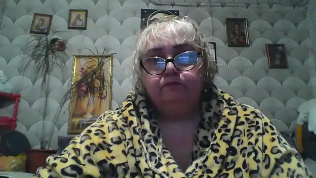 Snapshot of MarinaFarina53 chatting on 19, 5, 2026 MarinaFarina53 online show from 19, 5, 2026