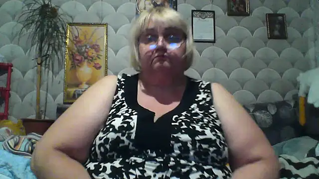Snapshot of MarinaFarina53 chatting on 29, 5, 2026 MarinaFarina53 online show from 29, 5, 2026