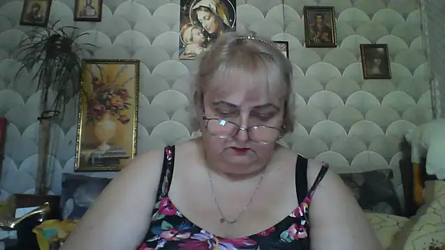 Snapshot of MarinaFarina53 chatting on 24, 6, 2026 MarinaFarina53 online show from 24, 6, 2026