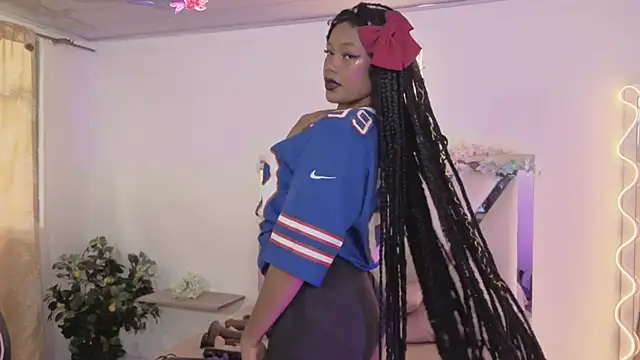 CRISTALBROKE TAY online show from 3, 7, 2026