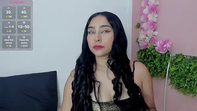 DaenerysSnow  online show from 12, 5, 2026