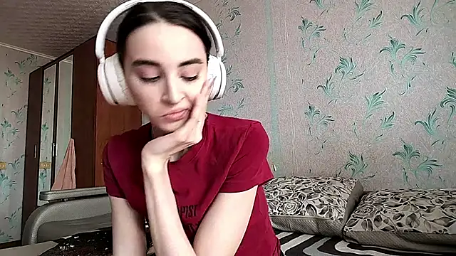 NightFoxxx online show from 2, 7, 2026