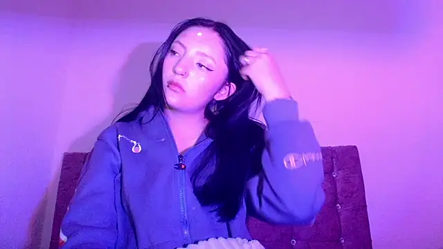 dulcegreyx online show from 14, 5, 2026