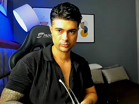 Snapshot of ZEI-001 chatting on 11, 5, 2026 ZEI-001 online show from 11, 5, 2026