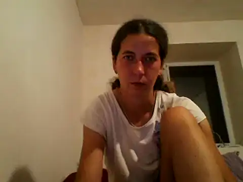 Snapshot of DanicaFey chatting on 7, 7, 2026 DanicaFey online show from 7, 7, 2026