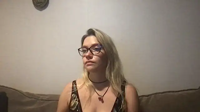 Precious Eva online show from 12, 5, 2026