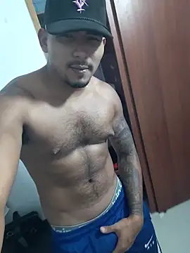 Snapshot of AndrssGold chatting on 15, 5, 2026 AndrssGold online show from 15, 5, 2026