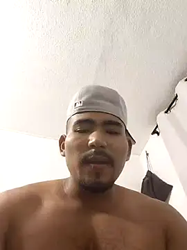 Snapshot of AndrssGold chatting on 30, 5, 2026 AndrssGold online show from 30, 5, 2026