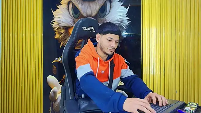 Sexy Boy203 online show from 25, 5, 2026