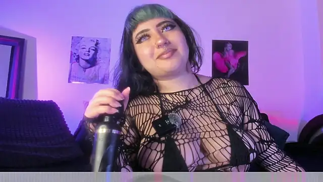Snapshot of LarissaHell chatting on 29, 6, 2026 LarissaHell online show from 29, 6, 2026